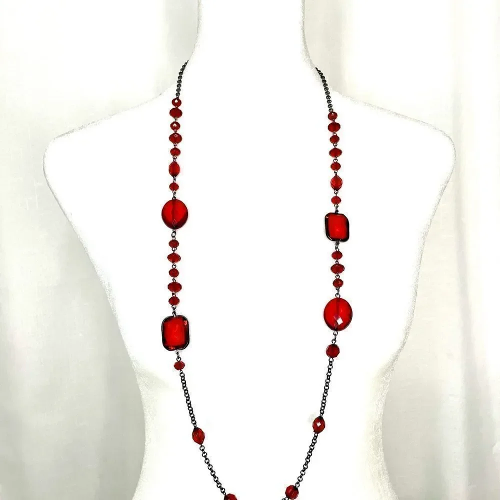 Necklace Earring Set Red resin Beads Stones Gunmetal Chain Matching
